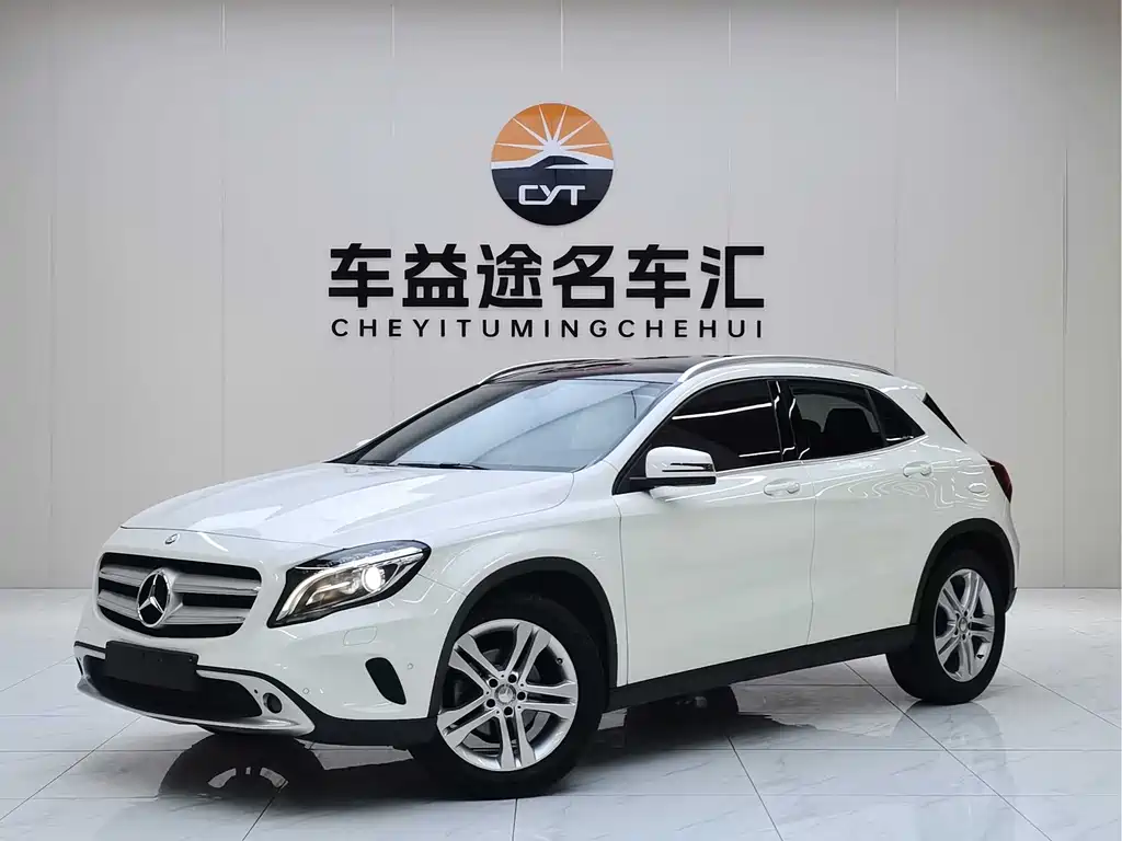 Mercedes-Benz GLA 2014 — фото 1