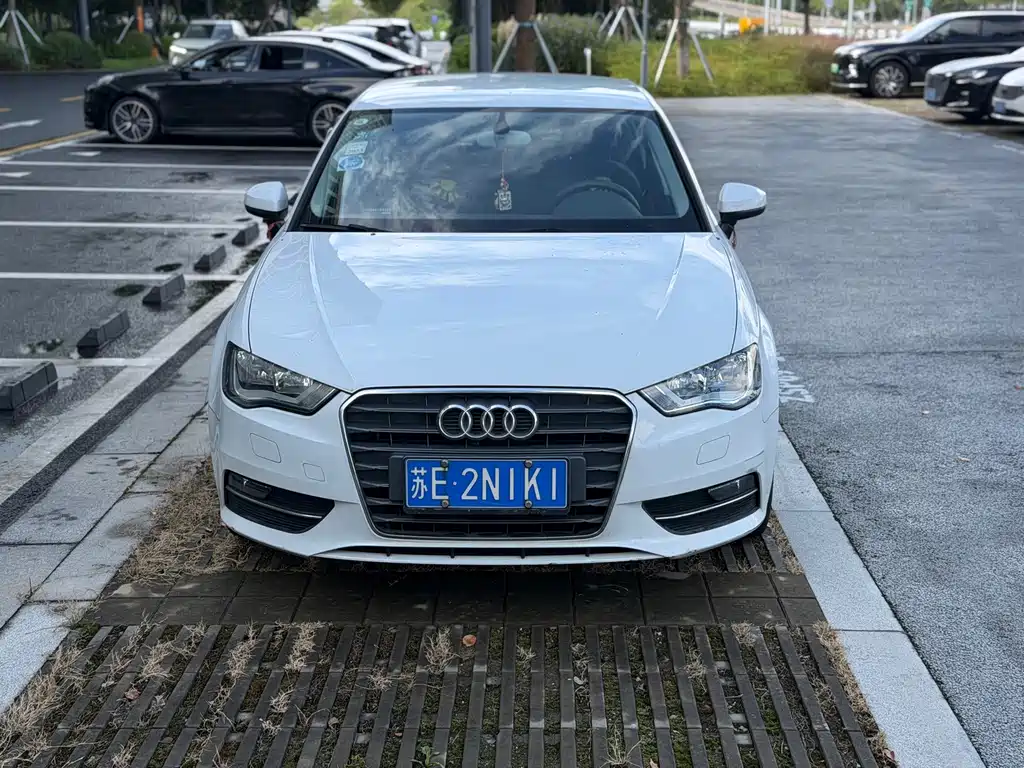 Audi A3 2015 — фото 2