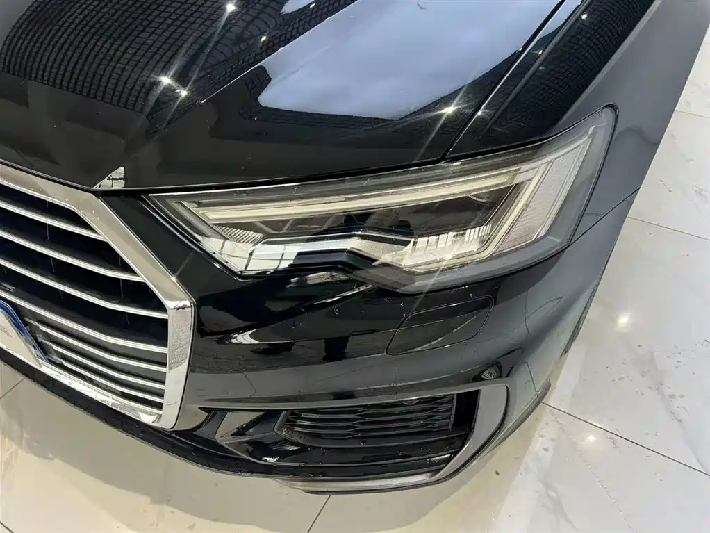 Audi A6L 2022 — фото 11