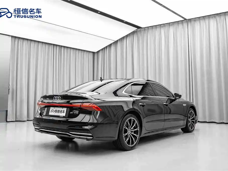 Audi A7L 2025 — фото 5