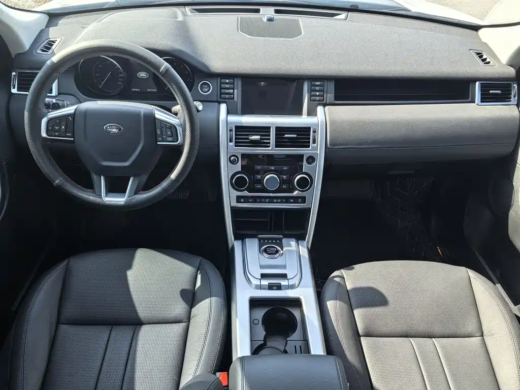 Land Rover Discovery Sport 2019 — фото 8