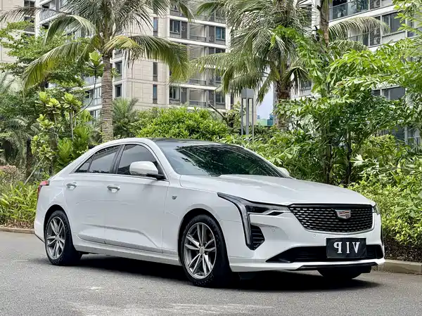 Cadillac CT4 2021