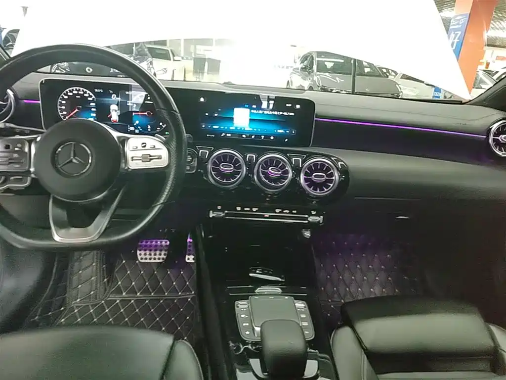 Mercedes-Benz CLA 2021 — фото 13
