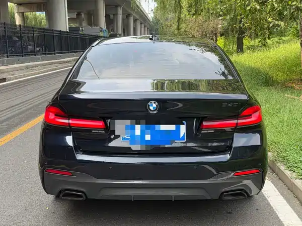 BMW 5 Series 2023