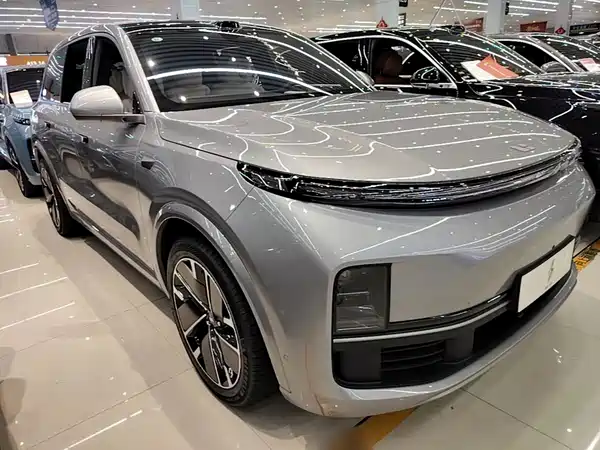 Li Auto L9 2025