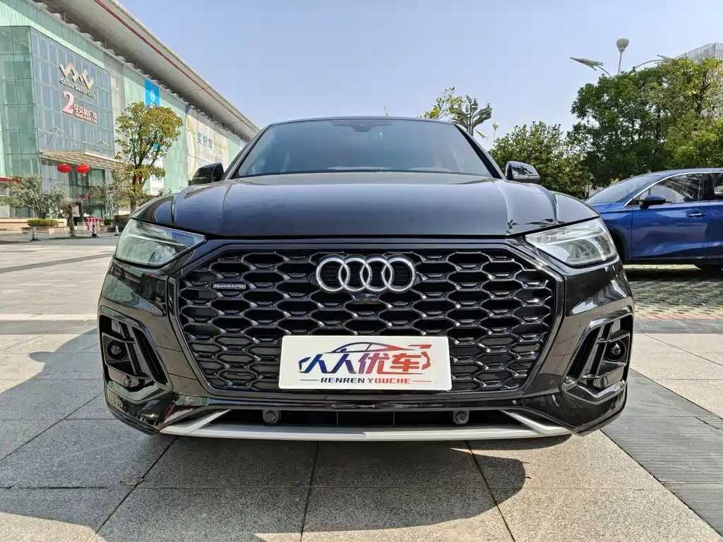 Audi Q5L Sportback 2022 — фото 2