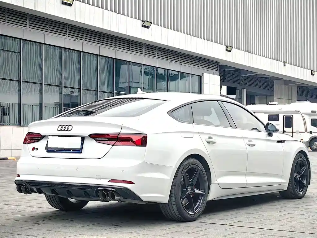 Audi A5 2017 — фото 7