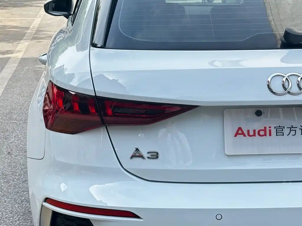 Audi A3 2022 — фото 15