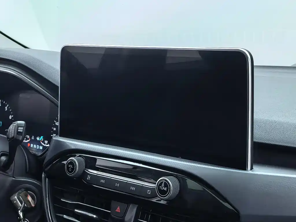 Ford Focus Active 2020 — фото 13