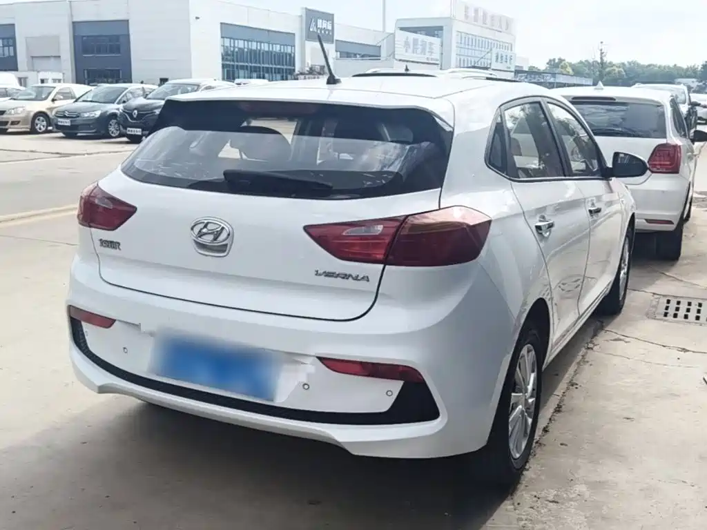 Hyundai Verna 2019 — фото 7