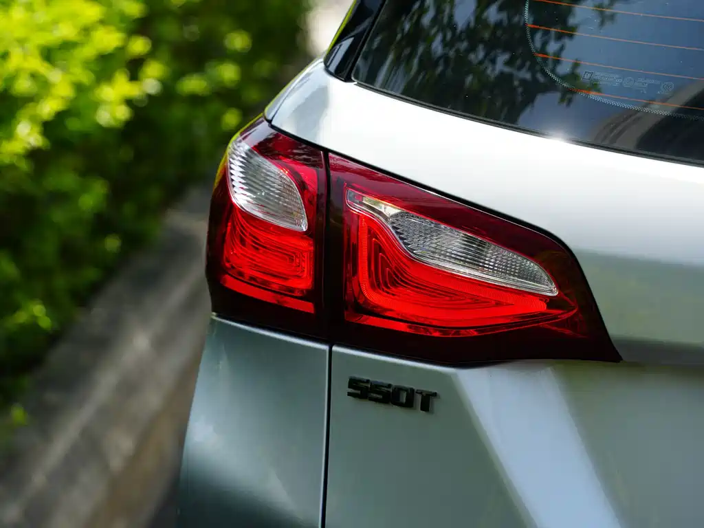Chevrolet Equinox 2020 — фото 9