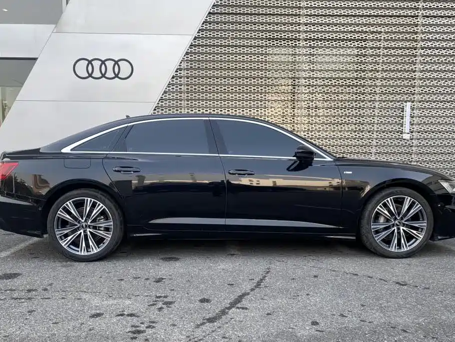 Audi A6L 2024 — фото 3