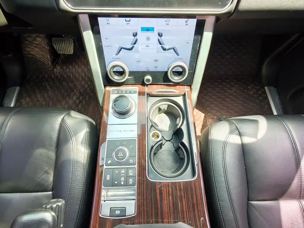 Land Rover Range Rover 2019 — фото 15
