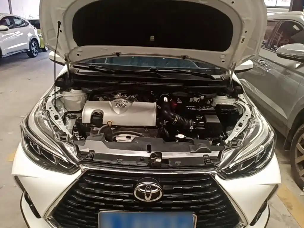 Toyota Yaris L 2020 — фото 20