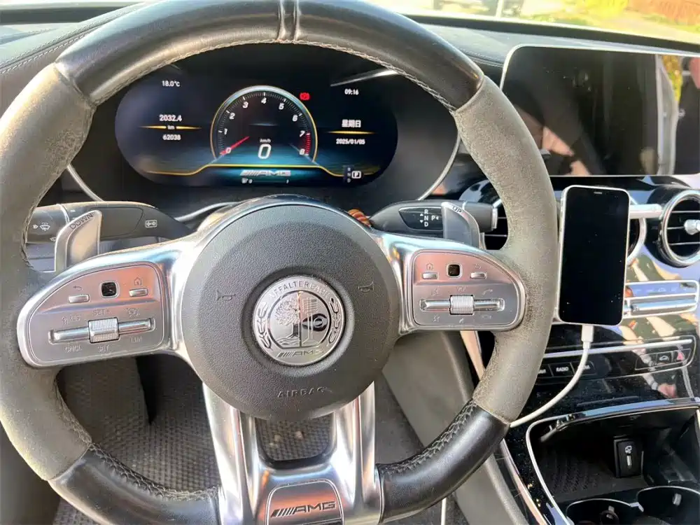 Mercedes-Benz C-Class AMG 2020 — фото 5