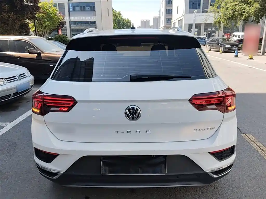 Volkswagen T-Roc 2019 — фото 6