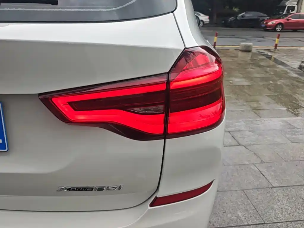 BMW X3 2020 — фото 8