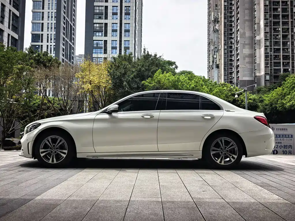 Mercedes-Benz C-Class 2019 — фото 2