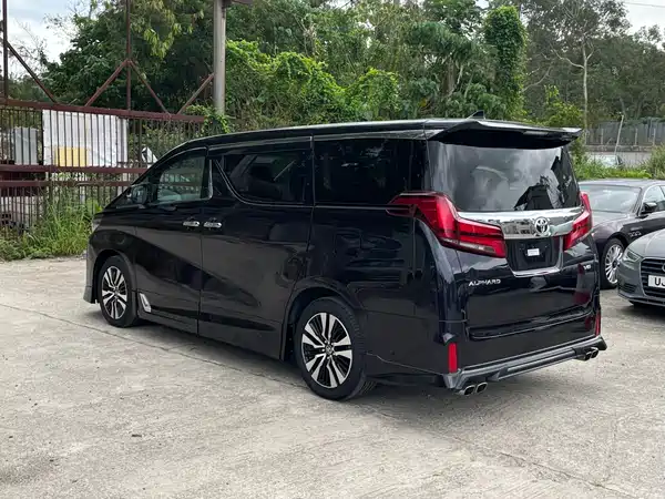 Toyota Alphard 2018