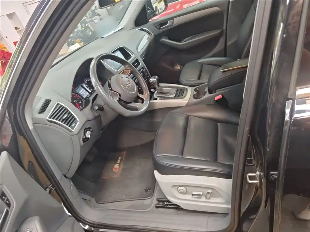 Audi Q5 2014 — фото 15