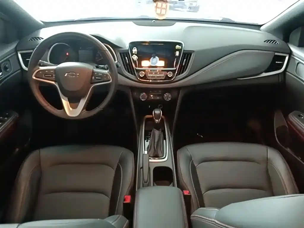 Chevrolet Monza 2020 — фото 10