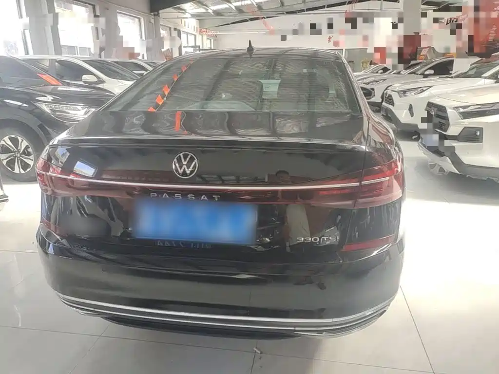 Volkswagen Passat 2023