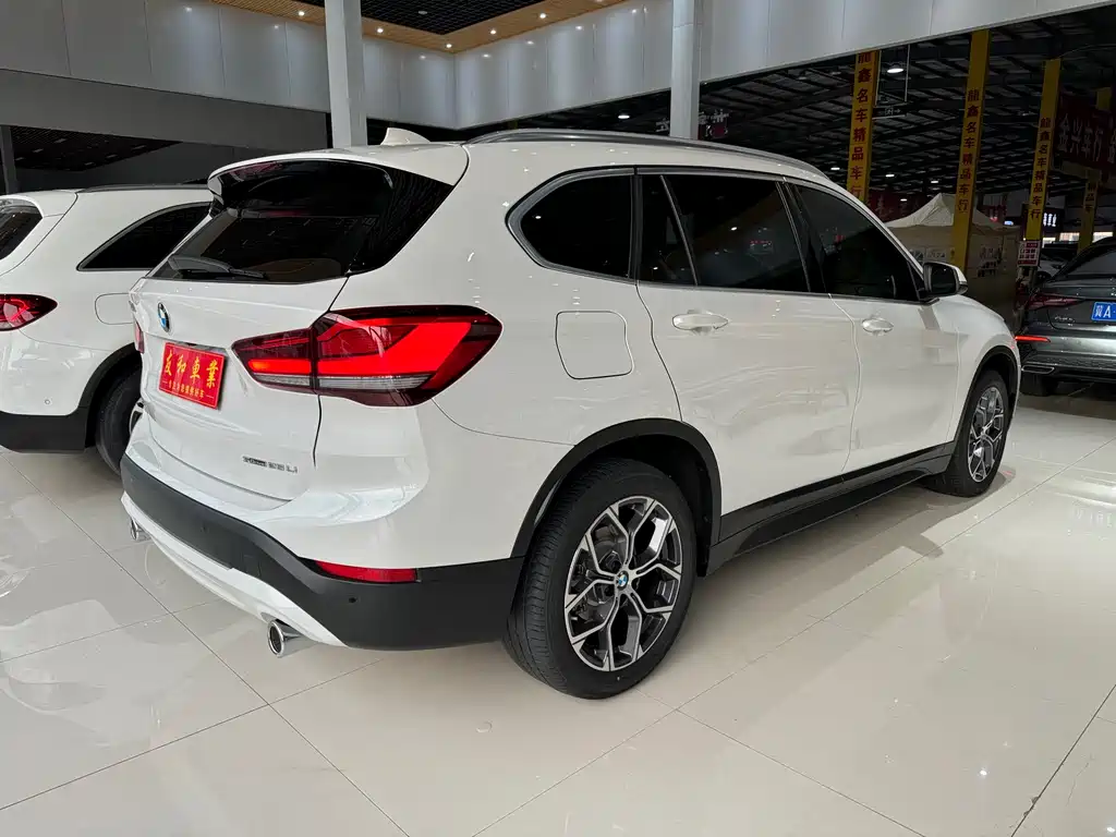 BMW X1 2022 — фото 11