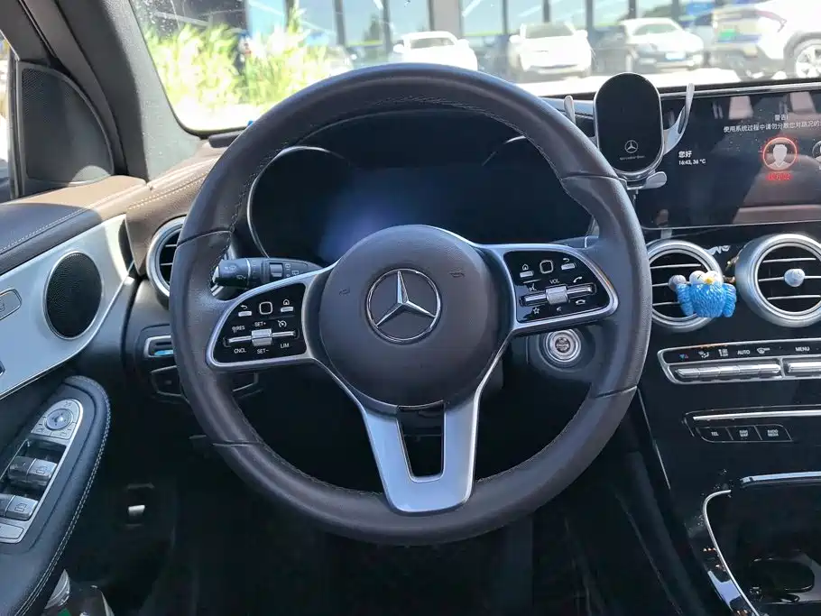 Mercedes-Benz GLC 2020 — фото 15