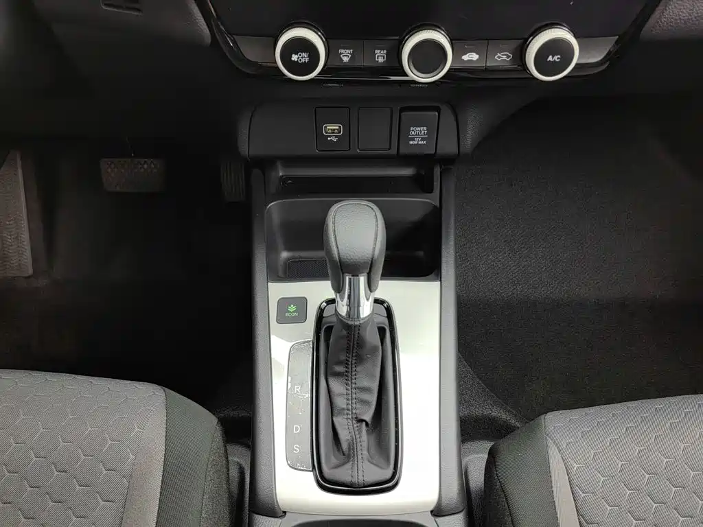 Honda Fit 2023 — фото 13