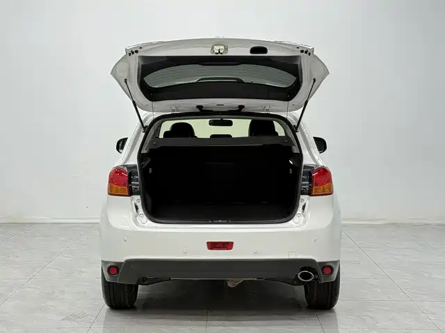 Mitsubishi Jinxuan ASX 2014 — фото 8