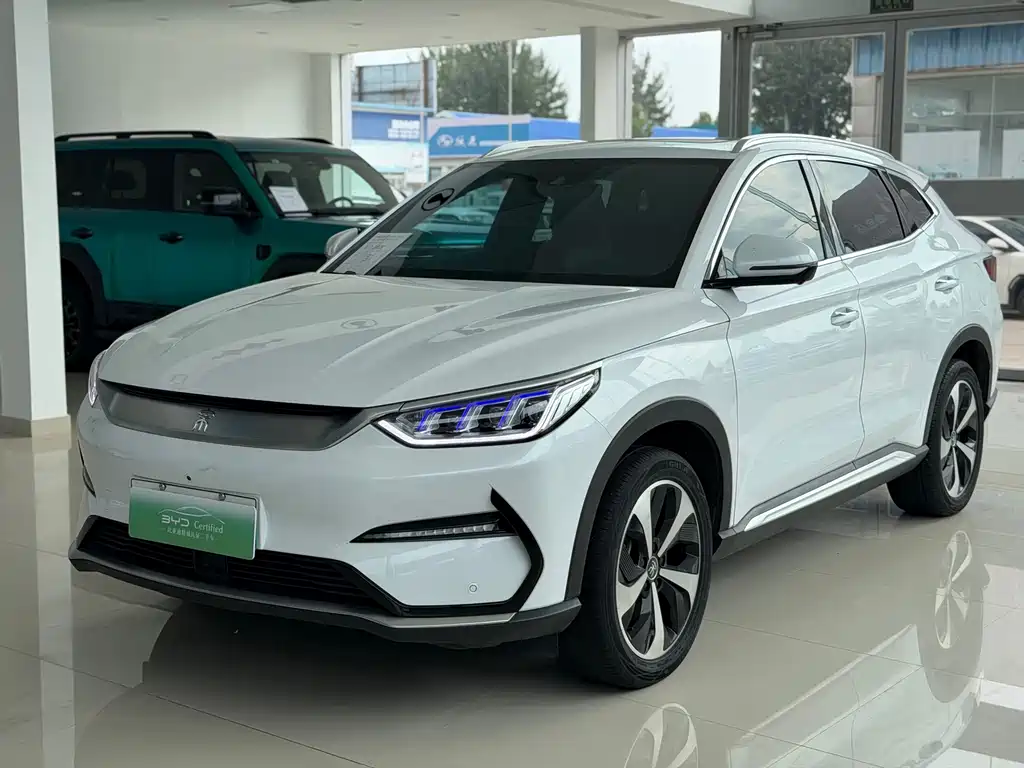 BYD Song PLUS New Energy 2022 — фото 1