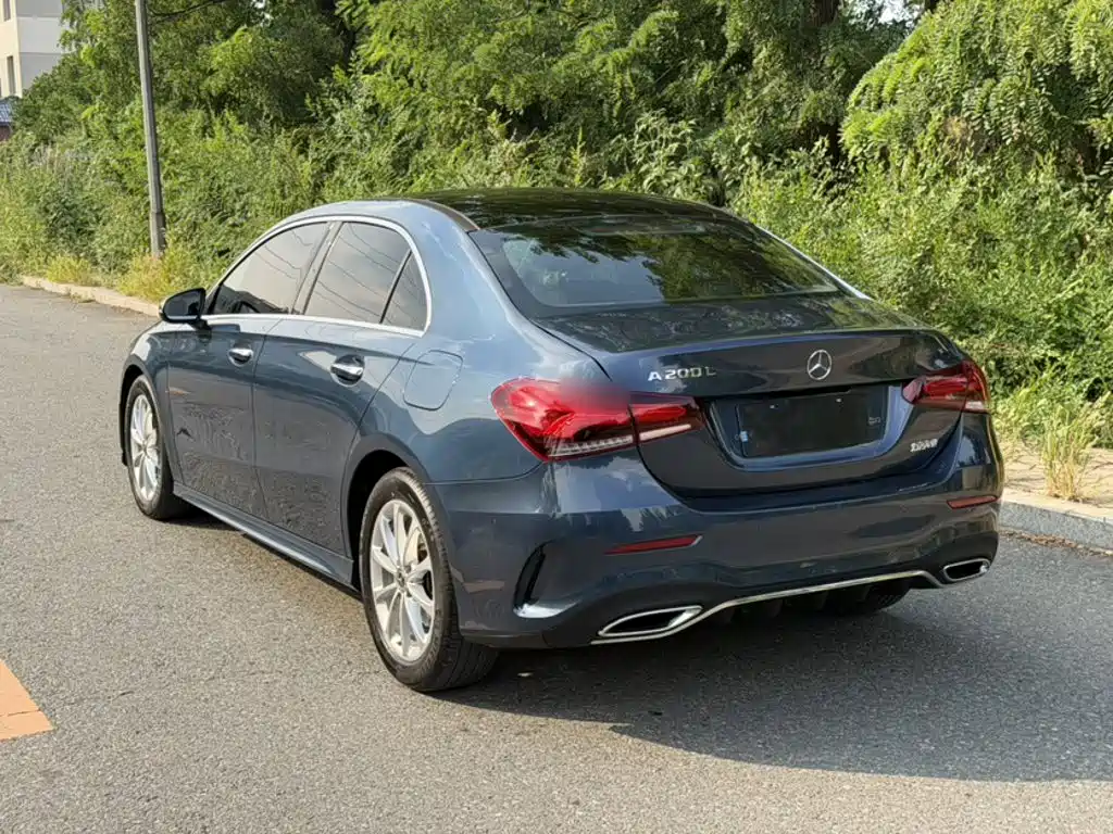 Mercedes-Benz A-Class 2019 — фото 12