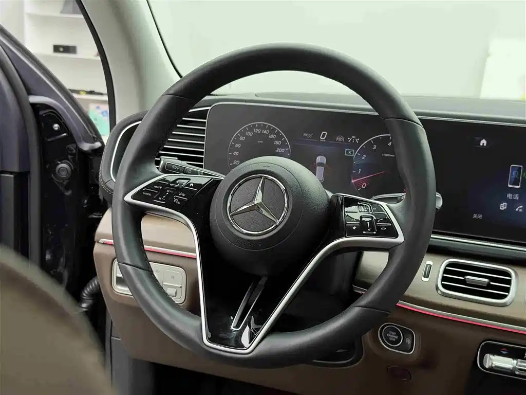 Mercedes-Benz GLE 2024 — фото 13