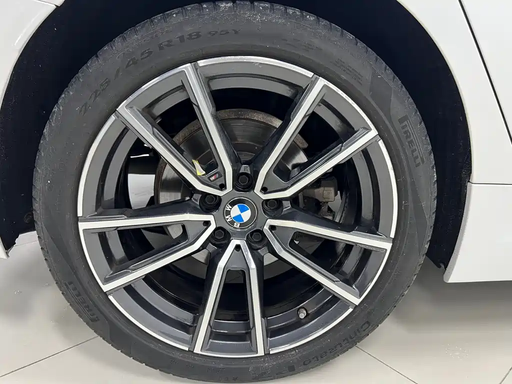 BMW 3 Series 2022 — фото 11