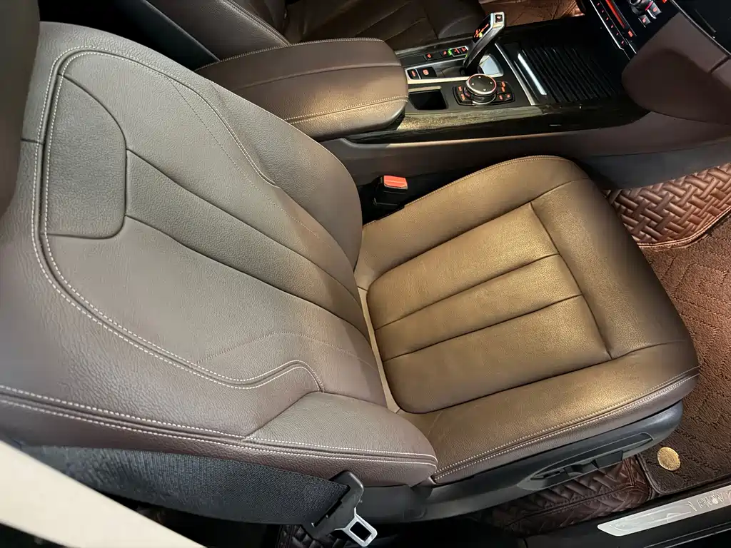 BMW X5 2015 — фото 15