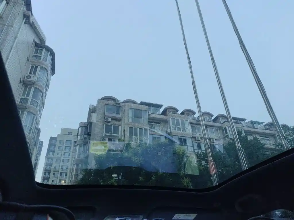 BYD Dolphin 2022 — фото 15