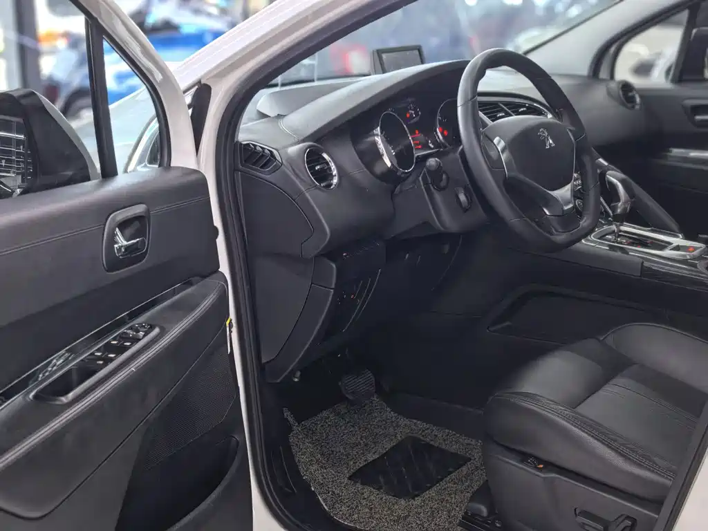 Peugeot 3008 2014 — фото 10