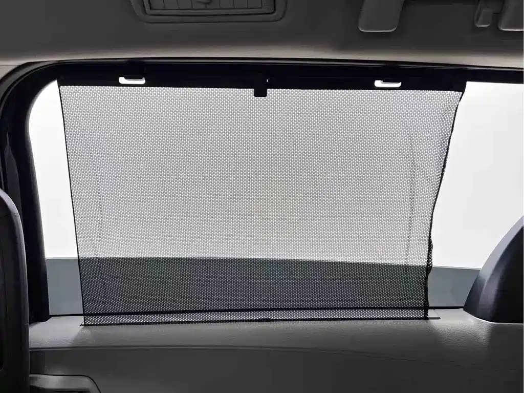 Toyota Sienna 2023 — фото 11