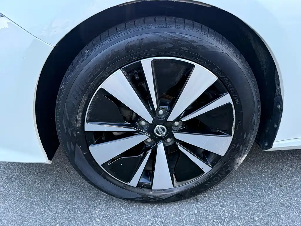 Nissan Teana 2021