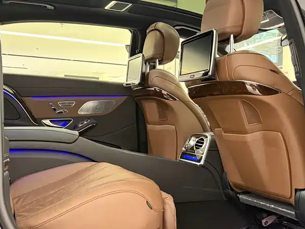 Mercedes-Benz Maybach S-Class 2015