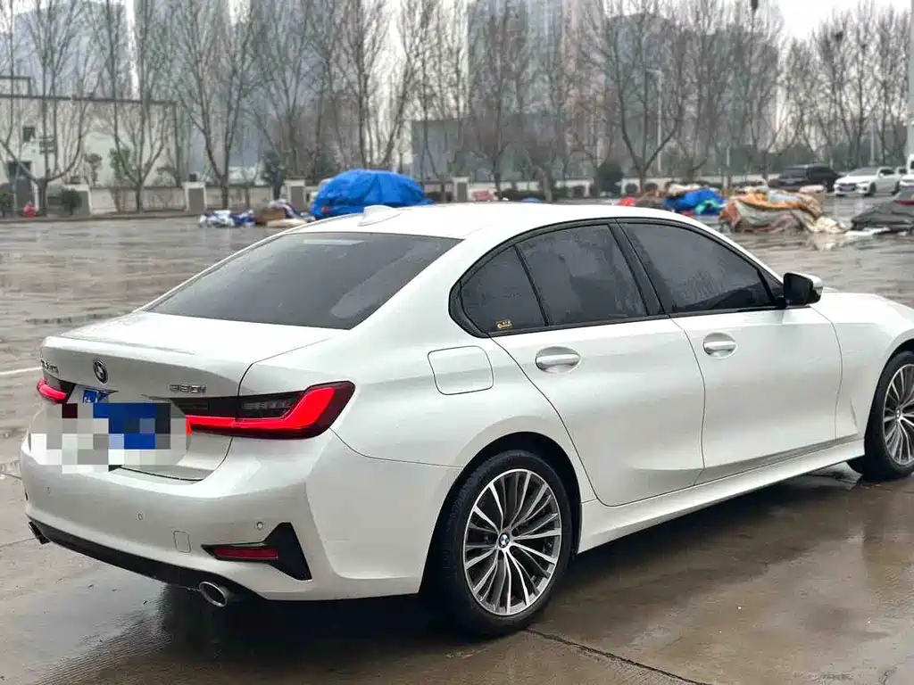 BMW 3 Series 2022