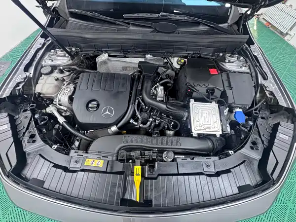 Mercedes-Benz GLB 2021