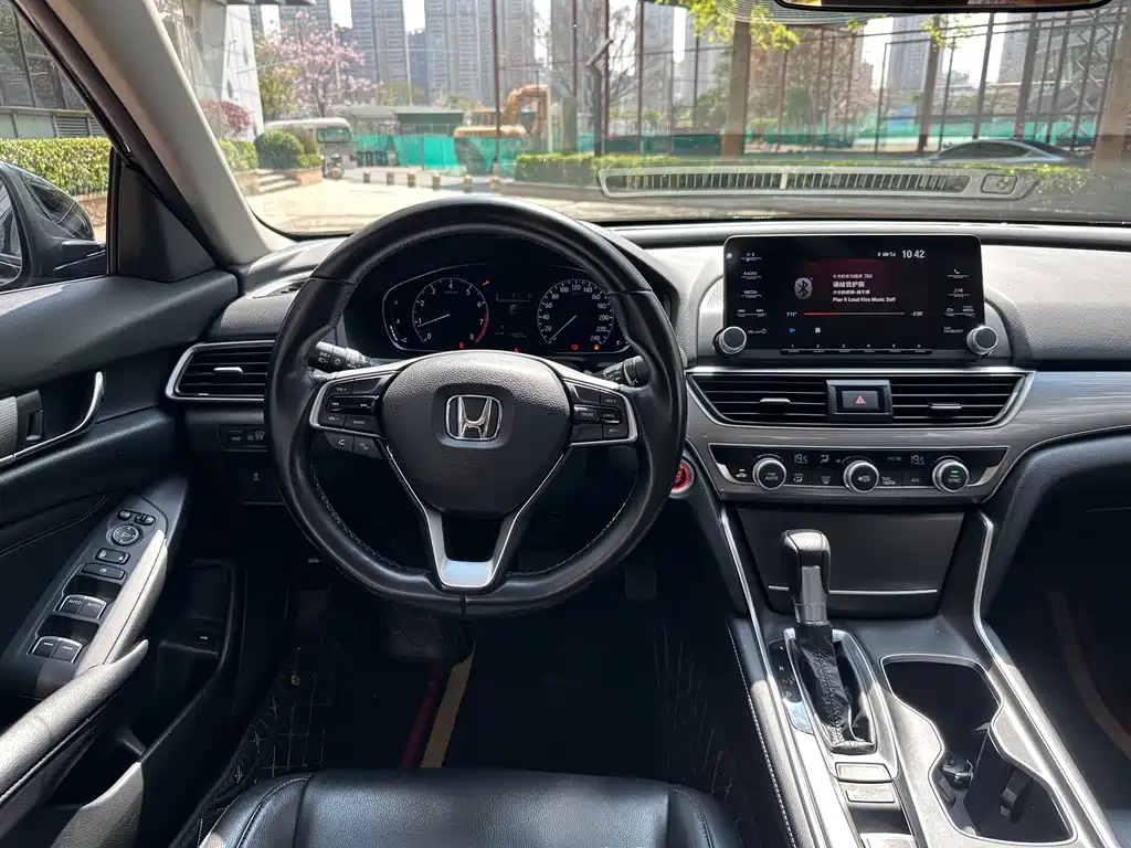 Honda Accord 2021 — фото 12