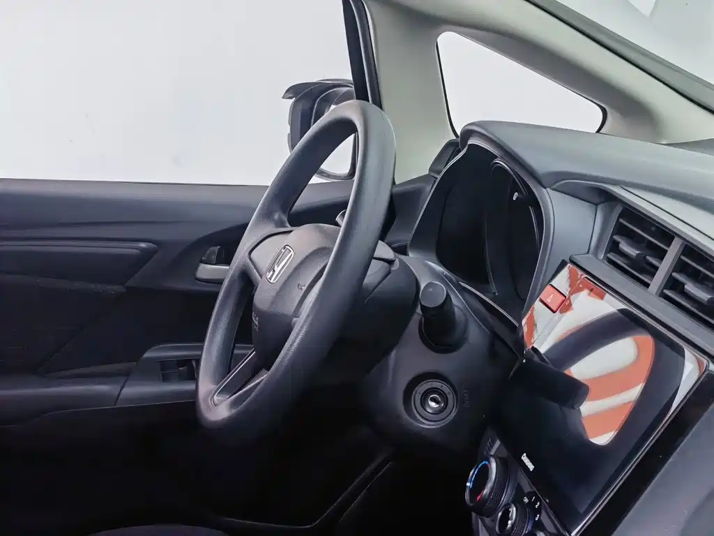 Honda Fit 2016 — фото 22