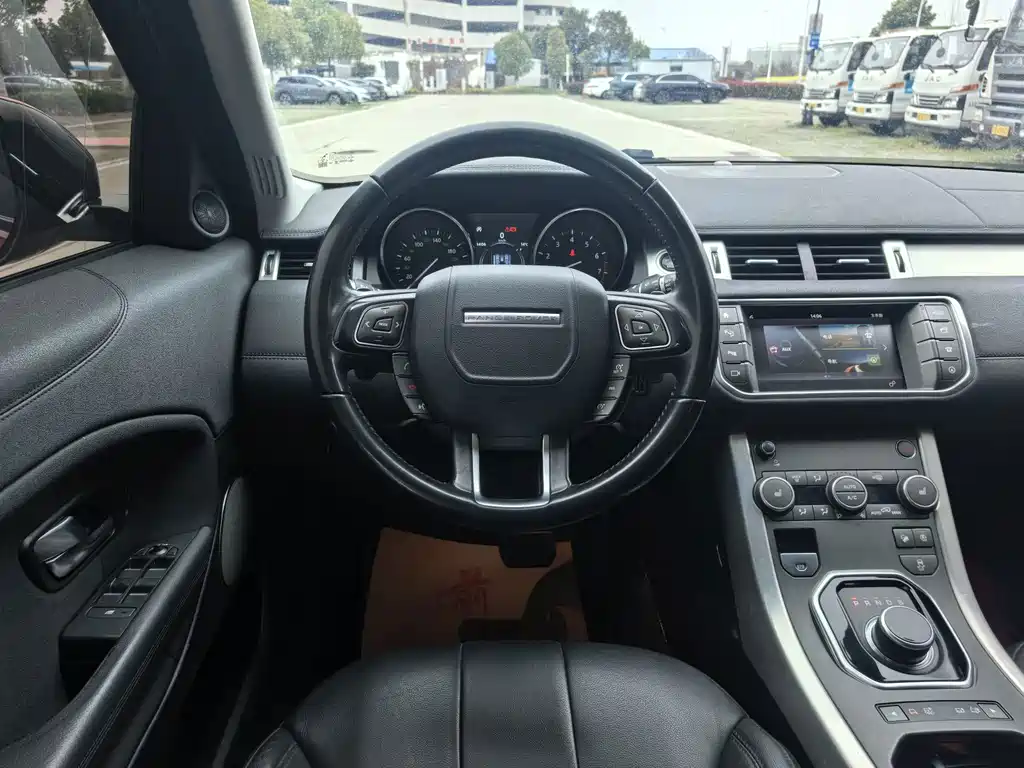 Land Rover Range Rover Evoque 2018 — фото 8