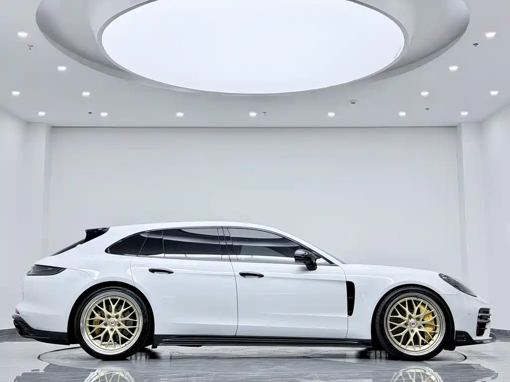 Porsche Panamera 2022 — фото 5