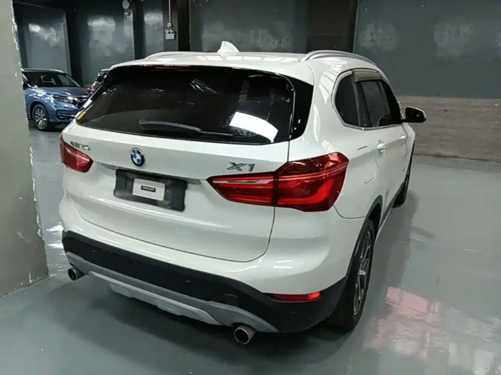 BMW X1 2018 — фото 7