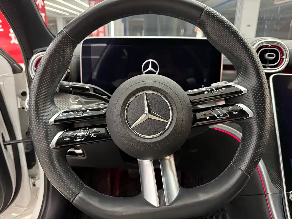 Mercedes-Benz C-Class 2023 — фото 10