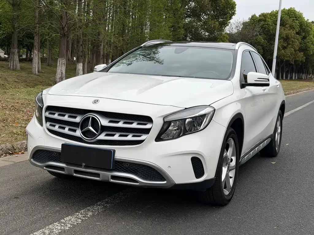 Mercedes-Benz GLA 2017