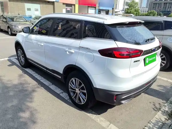 Geely Boyue 2018